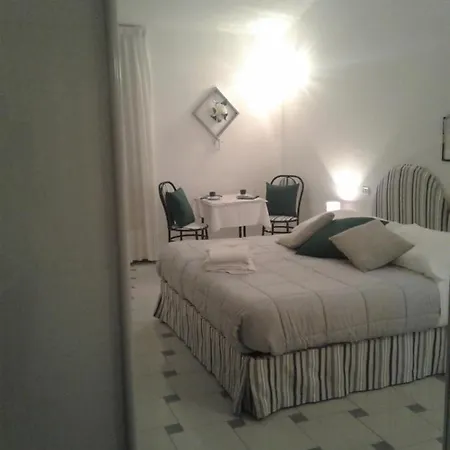 La Torretta Bed & Breakfast *